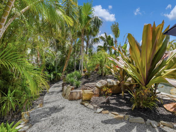 Naples Vacation Home With Private Pool Short Walk To Beach